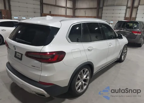 2021 BMW X5 Phev xDrive45E z USA, uszkodzony, nr VIN 5UXTA6C07M9E13190